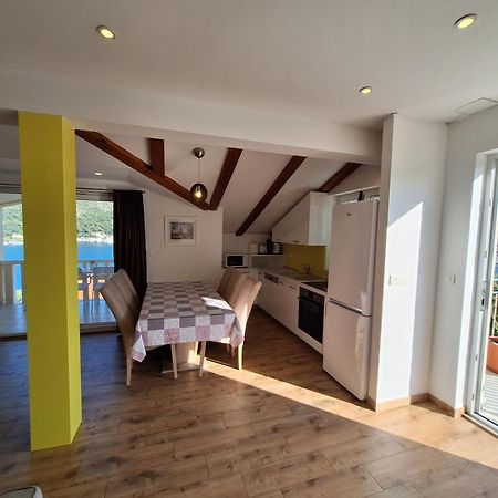 Apartments Sisevic - Comfort Apartments With Balconies And Sea View Slano Exterior foto