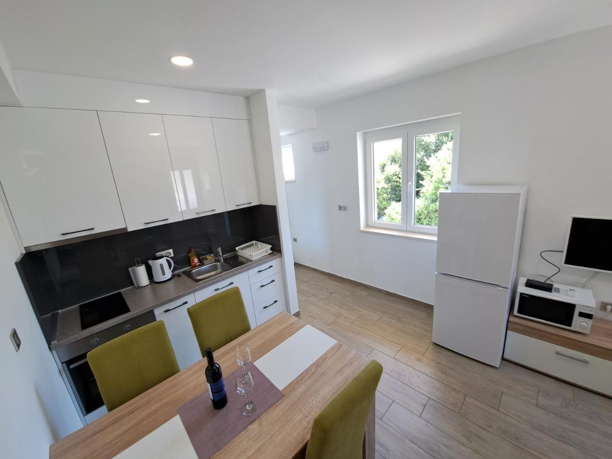 Apartments Sisevic - Comfort Apartments With Balconies And Sea View Slano Exterior foto